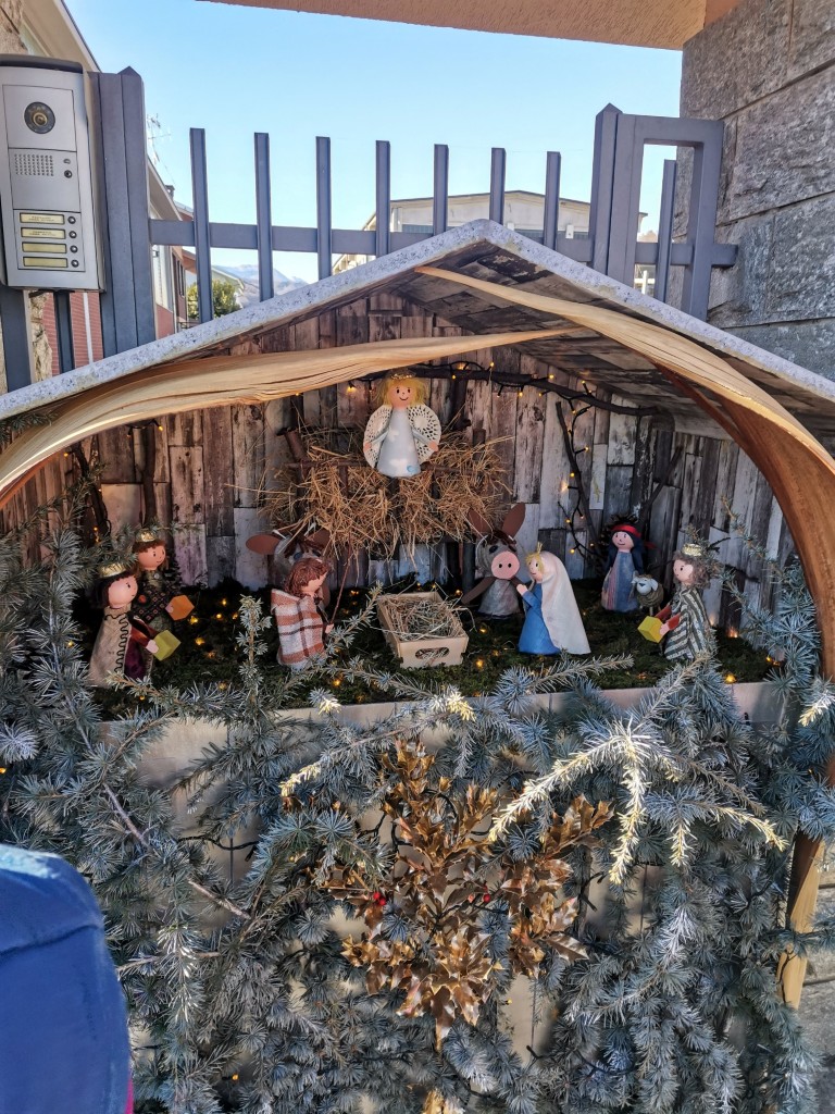 Stradafacendo... Natale - Vie del comune e delle frazioni, Piasco (CN) - Presepi ed Alberi di Natale artistici per le vie di Piasco.   
Dal 20 dicembre 2025 al 6 gennaio 2026, le vie di Piasco (CN) si trasformano in un perc...