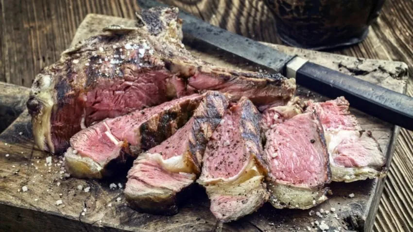 Sagra di Liberi Food Festival - Centro città, Liberi (CE) - Per tutta l'estate, a Liberi, piccolo comune della provincia di Caserta, la Sagra di Liberi porta una serie di appuntamenti con tante specialità gastr...