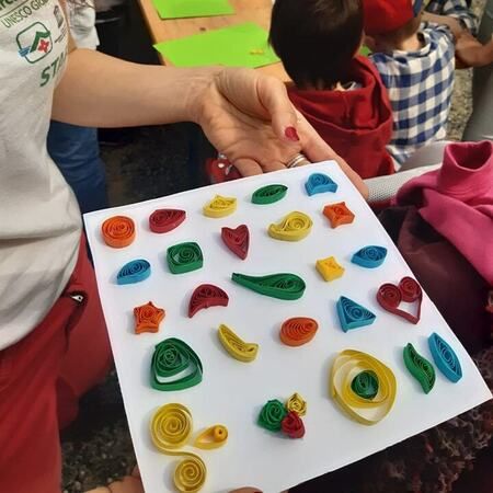Laboratorio didattico per bambini - Villa Negrotto Cambiaso, Arenzano (GE) - Fiori di carta 
Laboratorio didattico per bambini e famiglie. 
Insieme alla Guida del Parco conosceremo i fiori più belli del Parco del Beigua e imp...