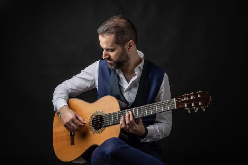 Guitar project - sede Cantore del Conservatorio di Cuneo (via Pascal 9, secondo piano, aula 6), Cuneo (CN) - Martedì 7 ottobre il chitarrista Andrea Monarda, si esibisce in un concerto inserito nella Stagione Artistica del Ghedini e che rappresenta l’ultimo a...