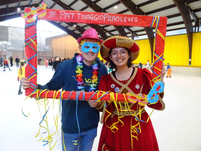 CARNEVALE ON ICE - Via Vittorio Nazzari, 3, Pradleves (CN) - Martedì 17 febbraio potrai pattinare insieme alle maschere ufficiali del Carnevale di Caraglio Cecilia e Roldano.
Verranno dalle 15,30 a fare un giro...