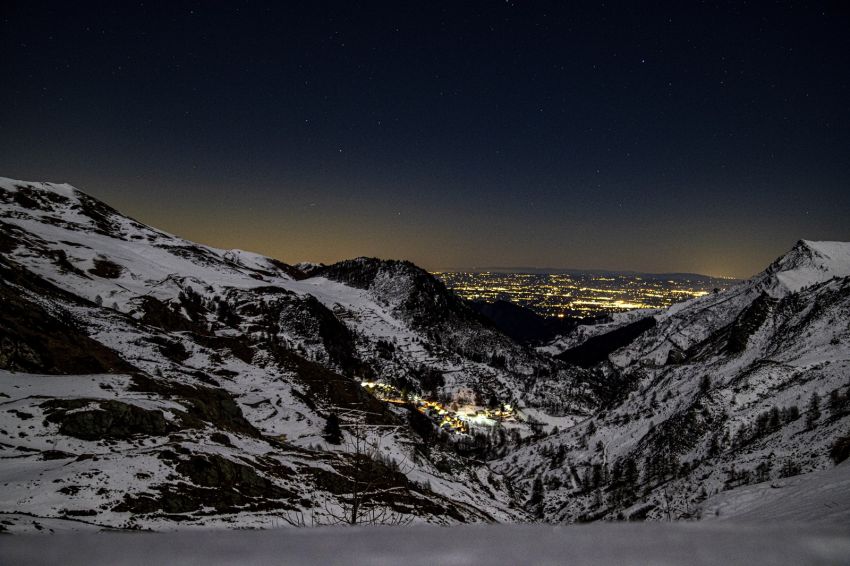 ESCURSIONE "AI PIEDI DI ROCCA PARVO" - Castelmagno, Castelmagno (CN) - 
𝐀𝐢 𝐩𝐢𝐞𝐝𝐢 𝐝𝐢 𝐑𝐨𝐜𝐜𝐚 𝐏𝐚𝐫𝐯𝐨
𝐒𝐚𝐛𝐚𝐭𝐨 𝟏𝟕 𝐠𝐞𝐧𝐧𝐚𝐢𝐨 𝟐𝟎𝟐𝟔


La visuale più bella sul fondovalle e sulla pianura cuneese, in uno dei cieli più limpidi e meno inq...