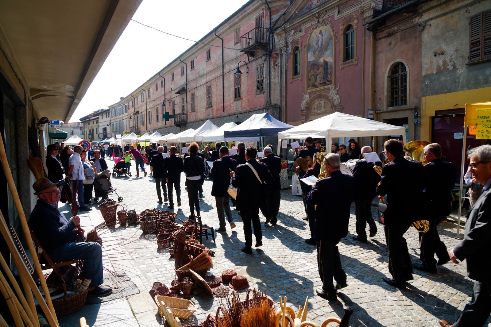 88° SAGRA DELL'UVA QUAGLIANO - VIA VITTORIO VENETO, Costigliole Saluzzo (CN) - PROGRAMMA MANIFESTAZIONE 
88° SAGRA DELL’UVA QUAGLIANO DI COSTIGLIOLE SALUZZO

Venerdì 26 settembre 2025
alle h. 20.00
Presso la Sala Polivalente “G....