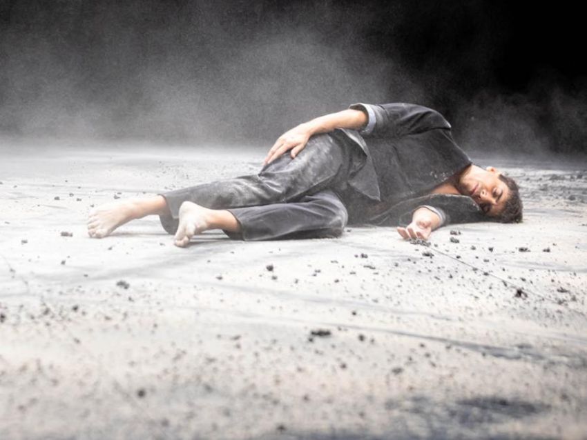 ALL ABOUT ADAM - SOMS, Racconigi (CN) - Venerdì 27 marzo, alle ore 21.00, nell'ambito della rassegna Raccordi del Progetto Cantoregi, sul palco della SOMS di Racconigi andrà in scena lo spet...