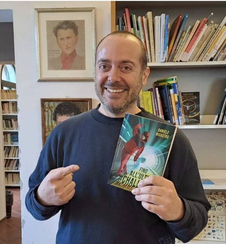 Reale e Virtuale Talk - Teatro Istituto Mons. A. Fiore, Cuneo (CN) - Reale e Virtuale Talk – Giovani e Benessere nell’epoca digitale. Conversazioni con l’Autore di libri per ragazzi Daniele Nicastro, il Counselor Saveri...
