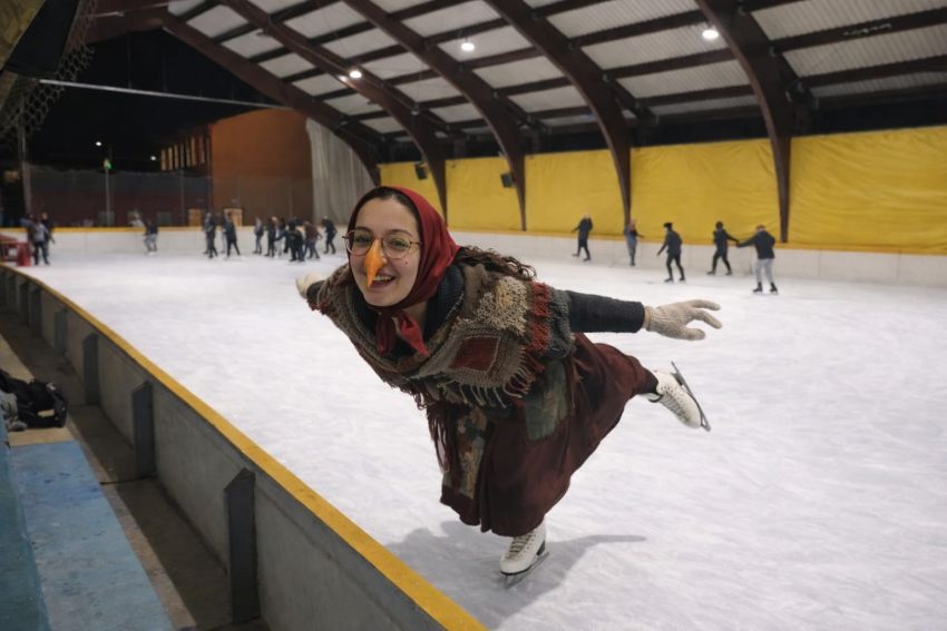 Befana on ice alla pista di pattinaggio a Pradleves - Pradleves, Pradleves (CN) - Martedì 6 gennaio saremo lieti di ospitare alla pista di pattinaggio la befana gelosona, che dopo aver visto il super Babbo Natale pattinare e diverti...