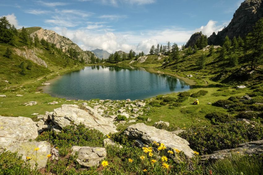 ESCURSIONI VALLI DA SCOPRIRE - Lago Nero - Canosio, Canosio (CN) - 
 𝗩𝗮𝗹𝗹𝗲 𝗠𝗮𝗶𝗿𝗮 - 𝗟𝗮𝗴𝗼 𝗡𝗲𝗿𝗼
𝘝𝘢𝘭𝘭𝘪 𝘥𝘢 𝘴𝘤𝘰𝘱𝘳𝘪𝘳𝘦
 


 Martedì 1 settembre 2026
 

In valle Maira, tra i luoghi più selvaggi della montagna piemontese, il L...