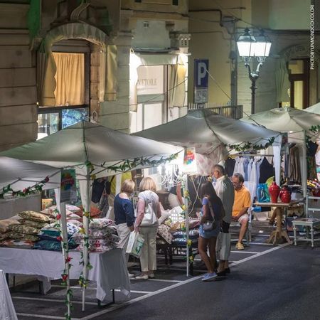 Saldinbanco - Corso Dante e Viale Marconi, Alassio (SV) - Saldinbanco
17 agosto 2026 - Alle 16:00 - Alassio - Corso Dante e Viale Marconi
Shopping, musica e divertimento per tutta la famiglia!
In una sola...