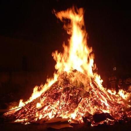 Percorso itinerante dei fuochi - via Dante Alighieri, Dolceacqua (IM) - Venerdì 26 Dicembre – Partenza dalla “Fravega” (via Dante Alighieri) alle ore 21:00.
La serata continua in compagnia dei Dusäigöti che propongono un...